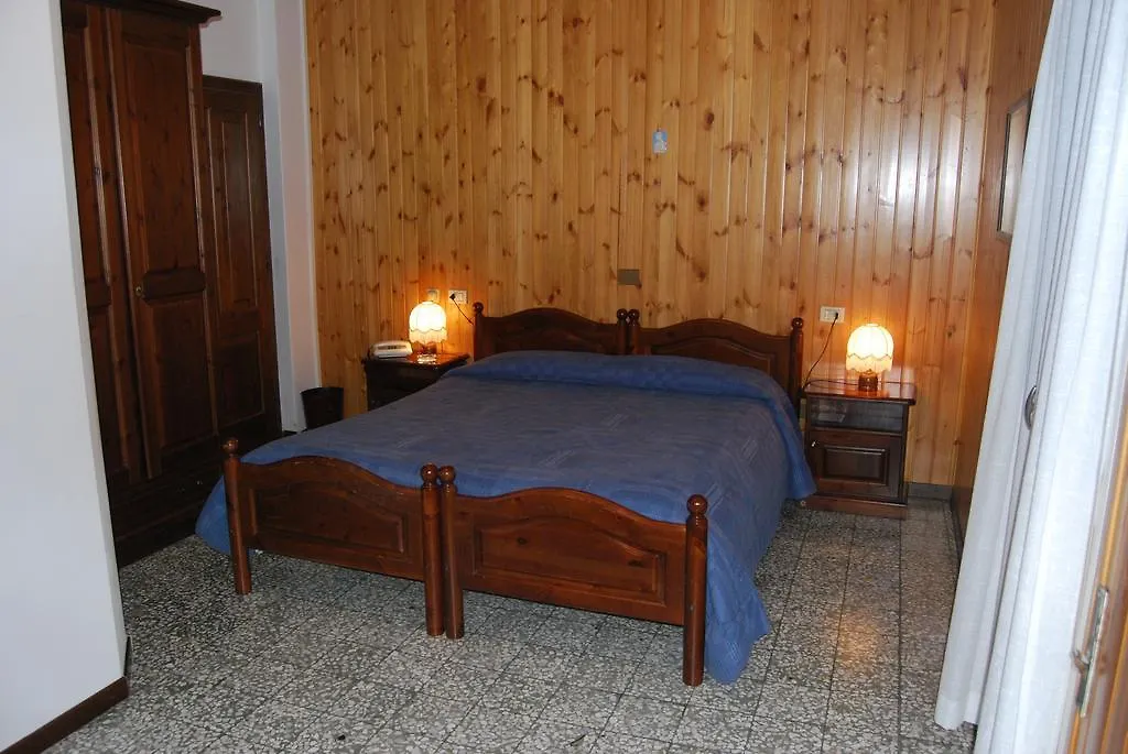 Hotel Regina Sestola 3*,